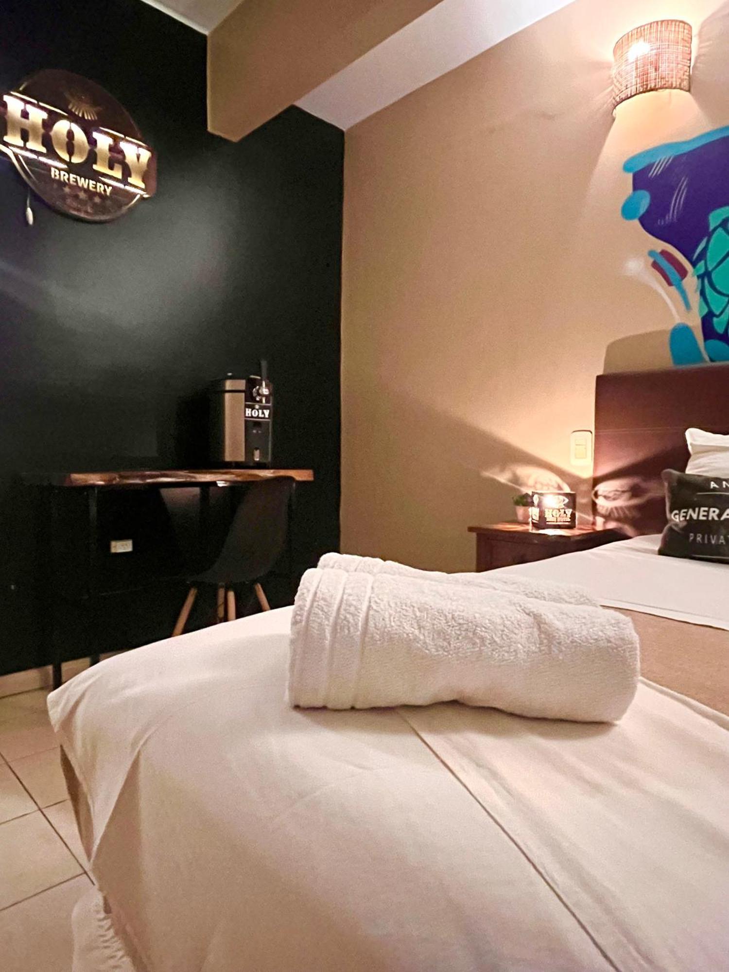Beer Hotel Iguazu プエルト・イグアス エクステリア 写真