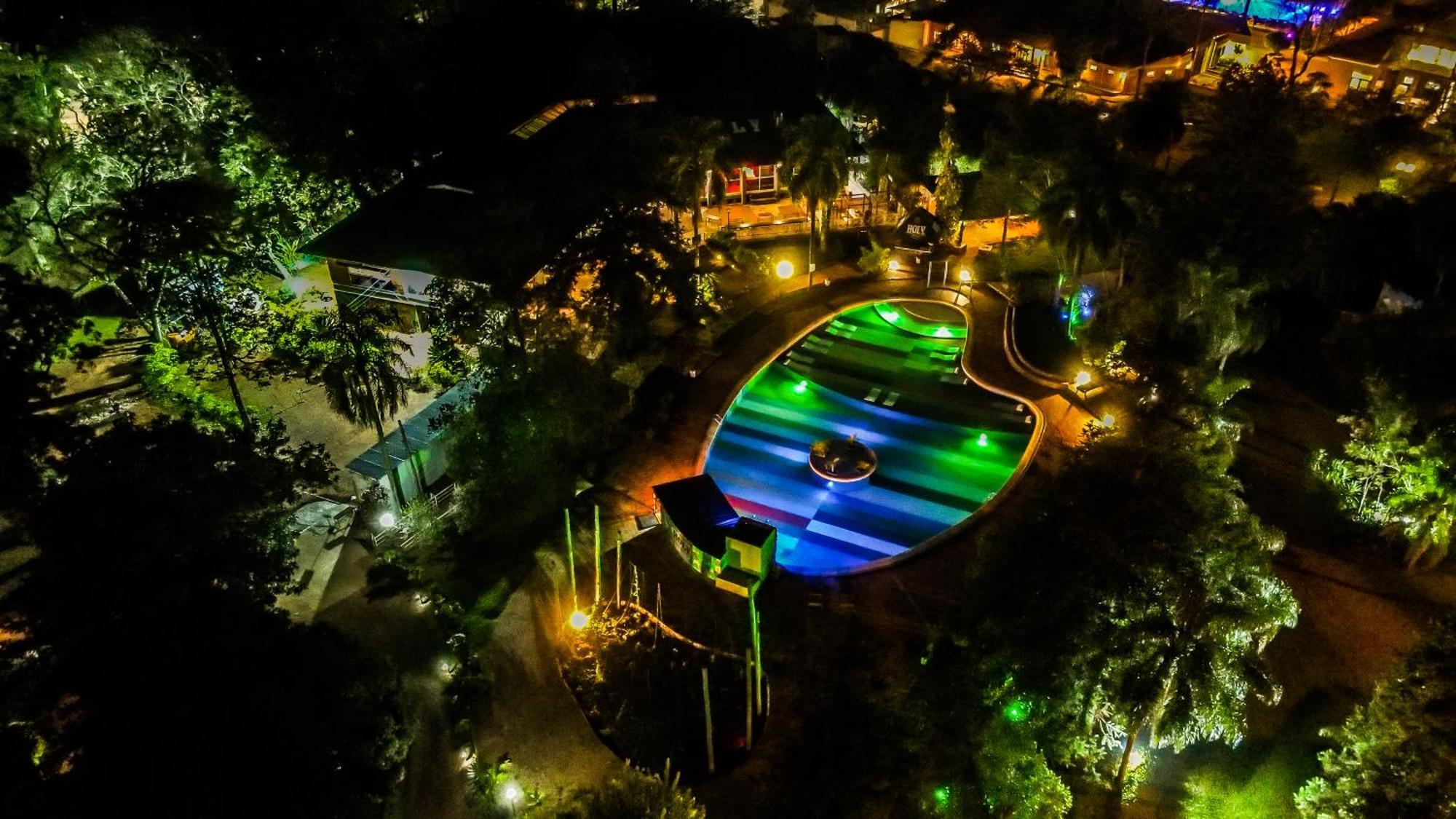 Beer Hotel Iguazu プエルト・イグアス エクステリア 写真